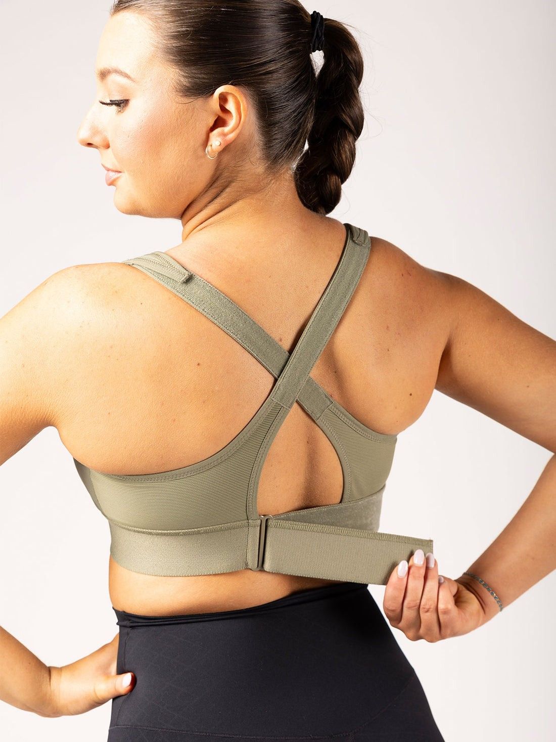 Nudely Women's Shockproof Sports Bra with Zipper Front for Maximum Comfort